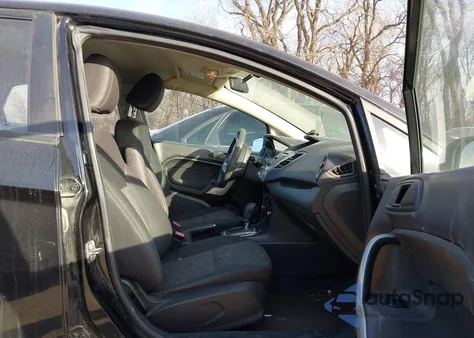 2013 Ford Fiesta Se из США, поврежденный, VIN 3FADP4BJ7DM172318